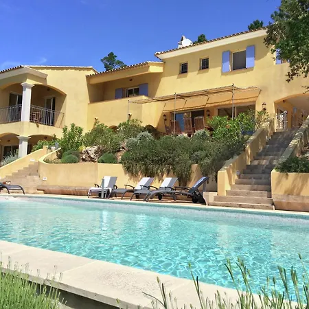 Opulent In With Swimming Pool