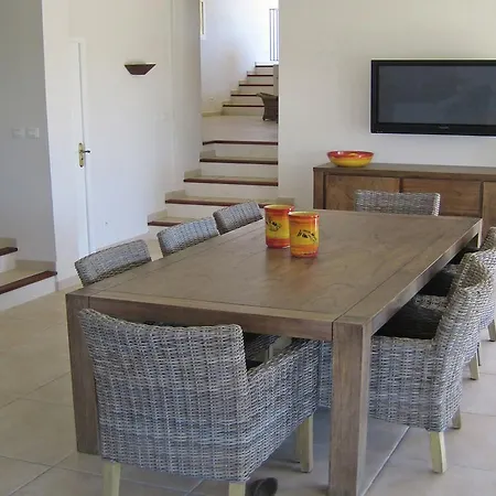 Villa Opulent In With Swimming Pool